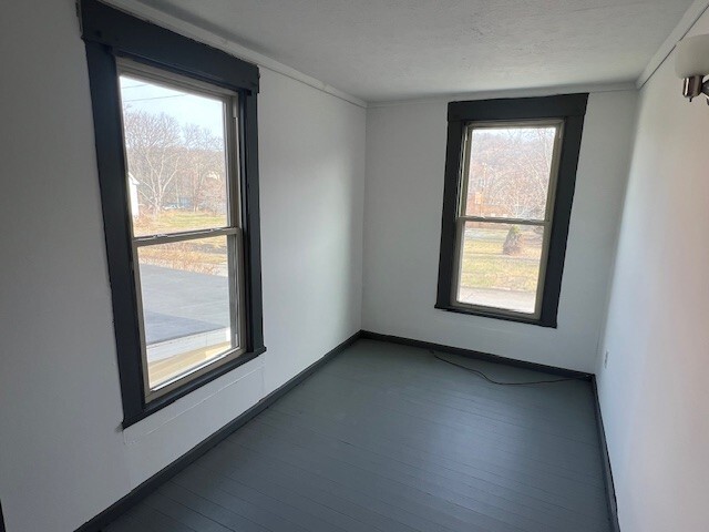 Building Photo - 519 Moxahala Ave