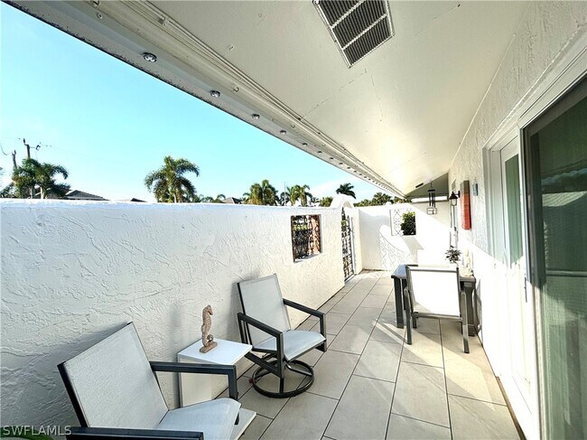 Building Photo - 1435 Curlew Ave