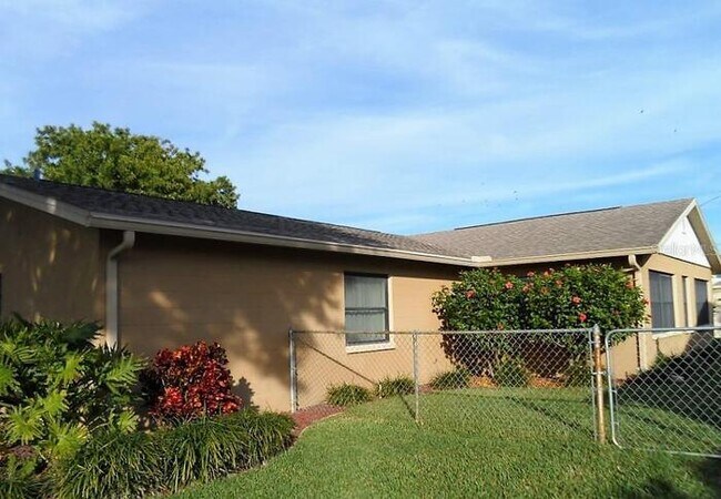 Building Photo - 3BR/3 Bath Rental or Rent-to-Own Home!