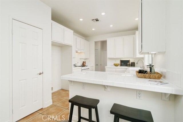 Building Photo - 570 Shadow Ln