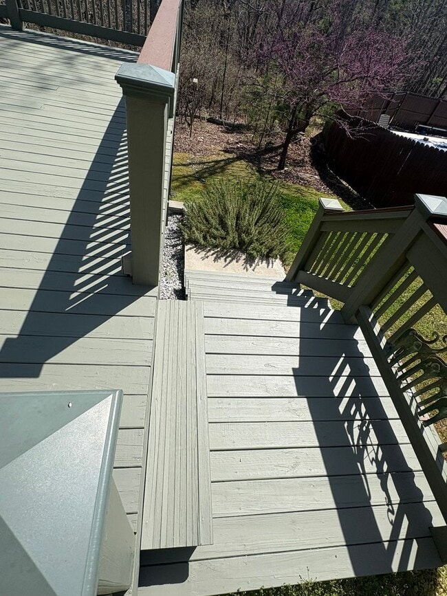 Building Photo - 4 Bedroom 3 Bath House