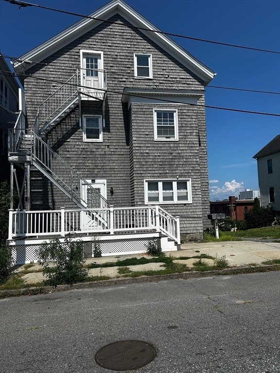 Building Photo - 404 Bradford Ave