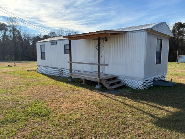 Building Photo - 30 Upper Price Ln