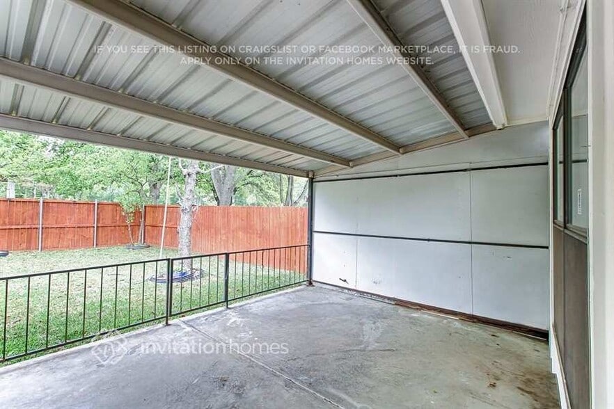 Building Photo - 1417 Creekview Dr
