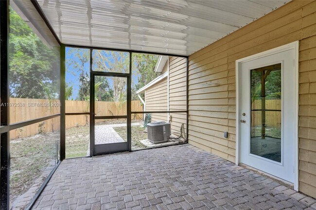 Building Photo - 13161 179th Ct N