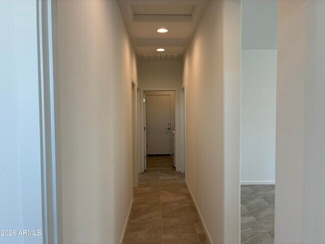Building Photo - 17321 W Gray Fox Trl
