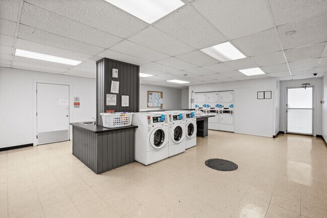 Building Photo - 1800 Lavaca St