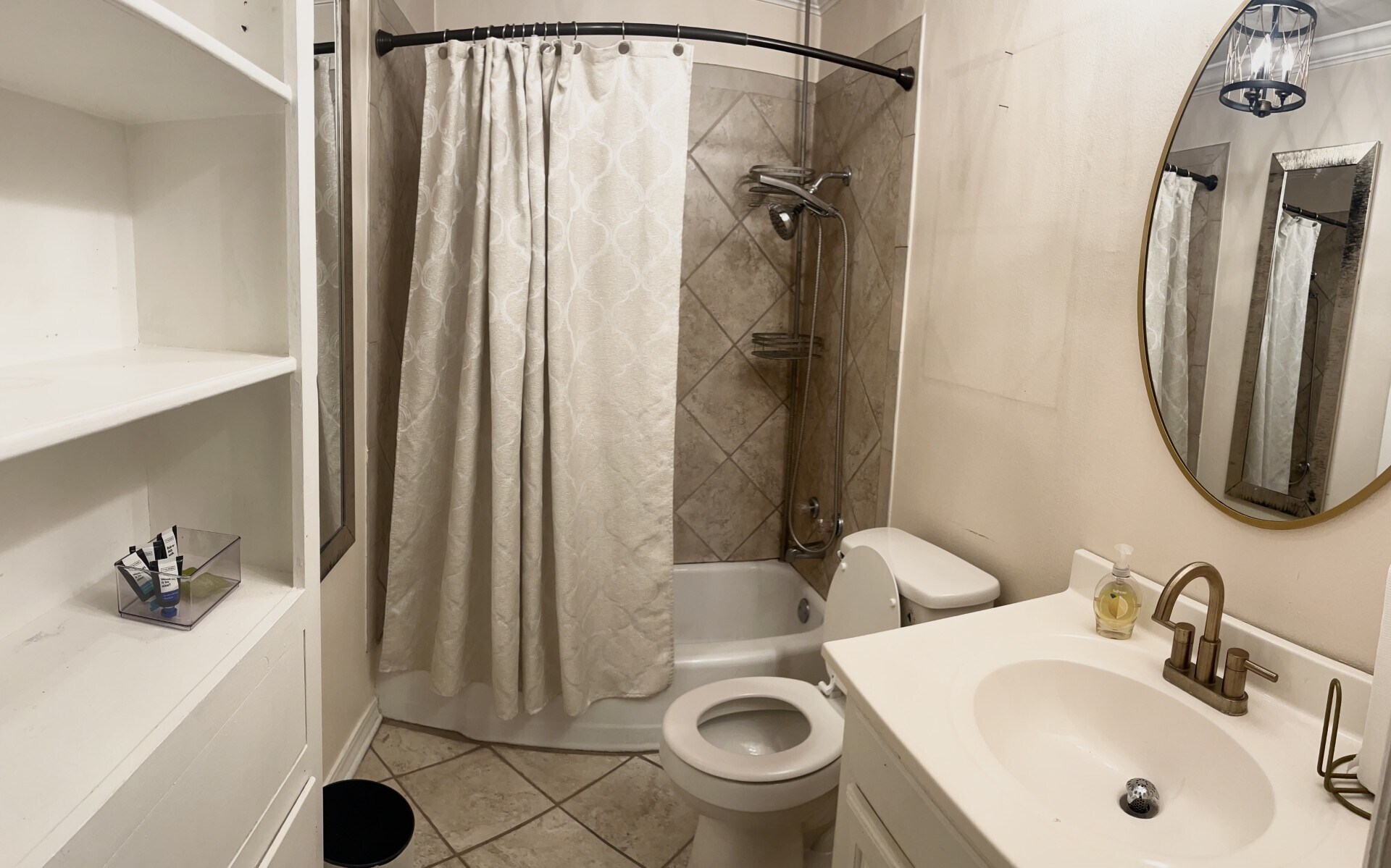 Downstairs Bathroom - 2512 Parham Dr