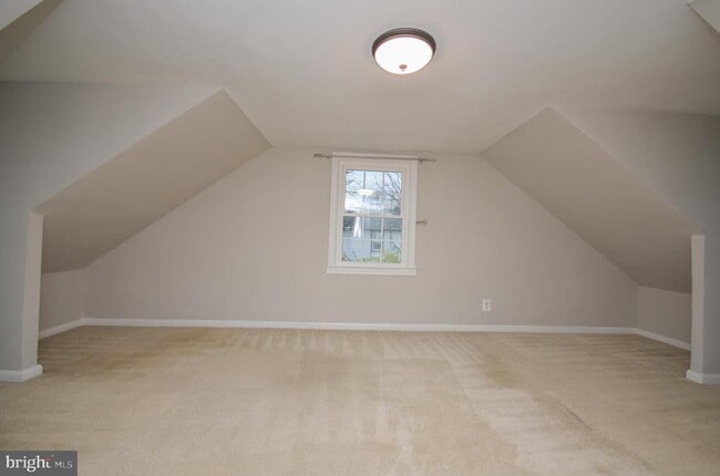 Building Photo - 218 Frederick Ave