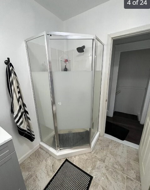 Building Photo - 126 Mansfield Ave