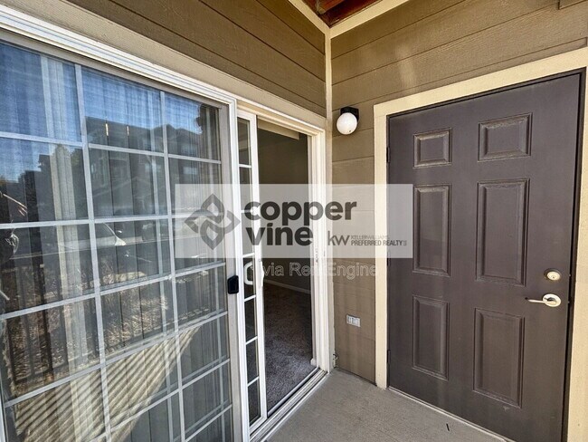 Building Photo - 2855 Blue Sky Cir