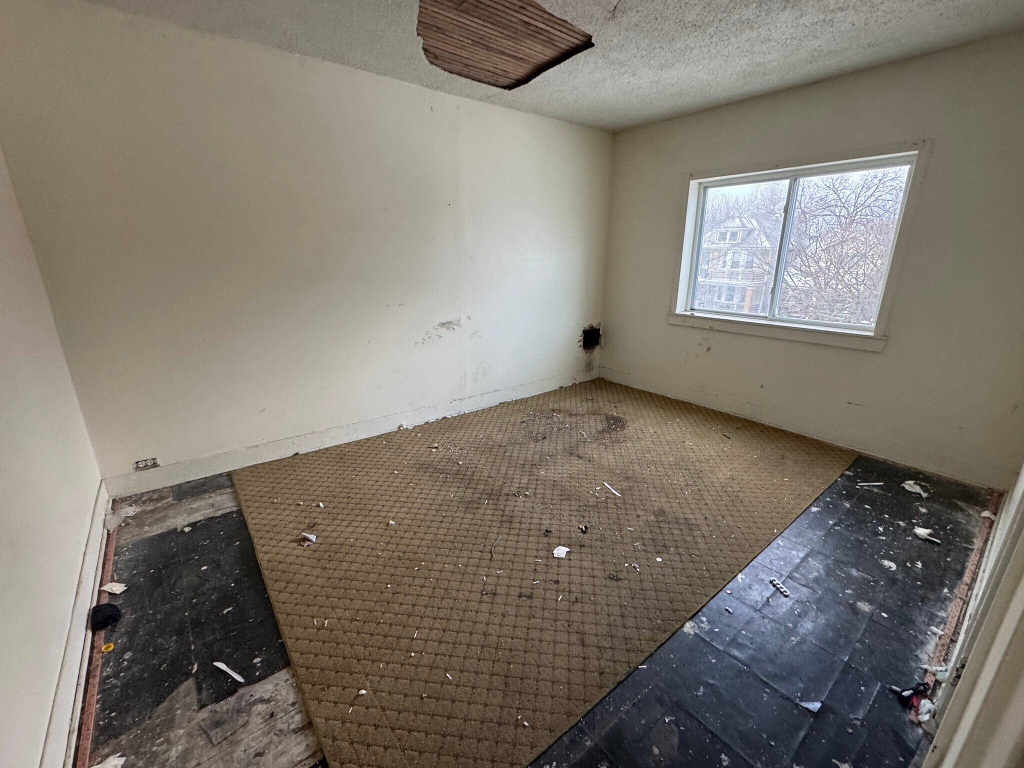 Building Photo - 5236 Lemay St