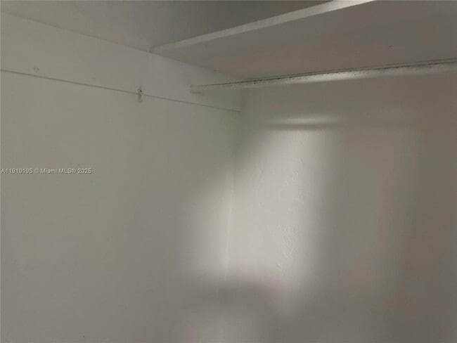 Building Photo - 2001 NW Flagler Terrace