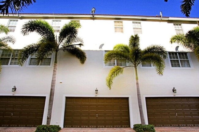 Building Photo - 137 Ocean Cay Way