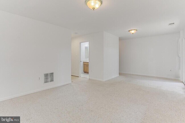 Building Photo - 146 Herndon Mill Cir