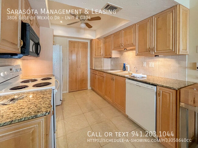 Building Photo - 3806 Gulf of Mexico Dr