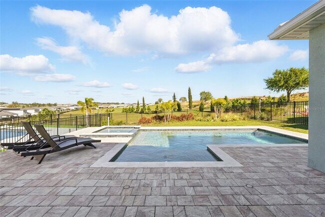 Building Photo - 16008 Volterra Point