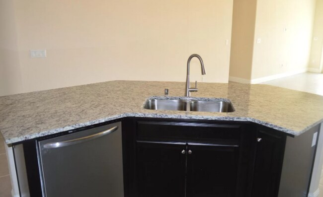 Building Photo - 3715 Bonifacio Way