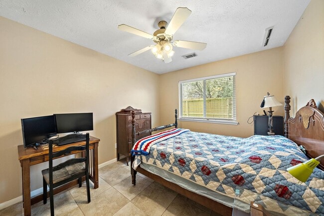 Building Photo - 18223 Lundar Ln