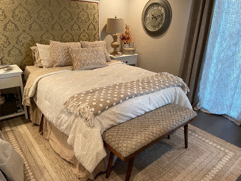 Building Photo - 300 Grace Ln