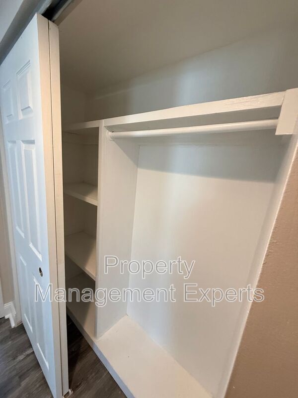 Building Photo - 1841 N Dinwiddie St