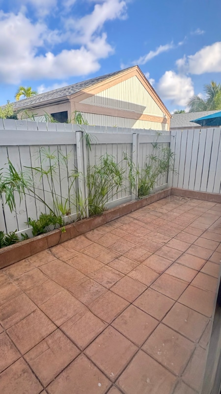 Building Photo - 7007 Hawaii Kai Dr