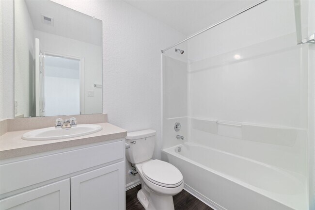 Building Photo - 27022 Vis Fld Dr