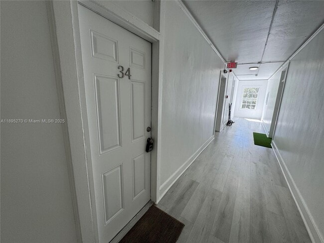 Building Photo - 177 NE 50th St