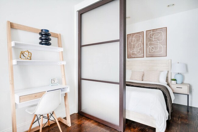 Building Photo - 69a Clinton St