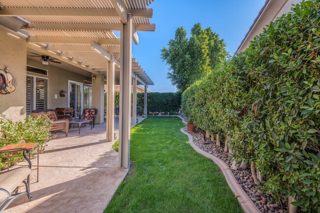Building Photo - 80571 Hoylake Dr