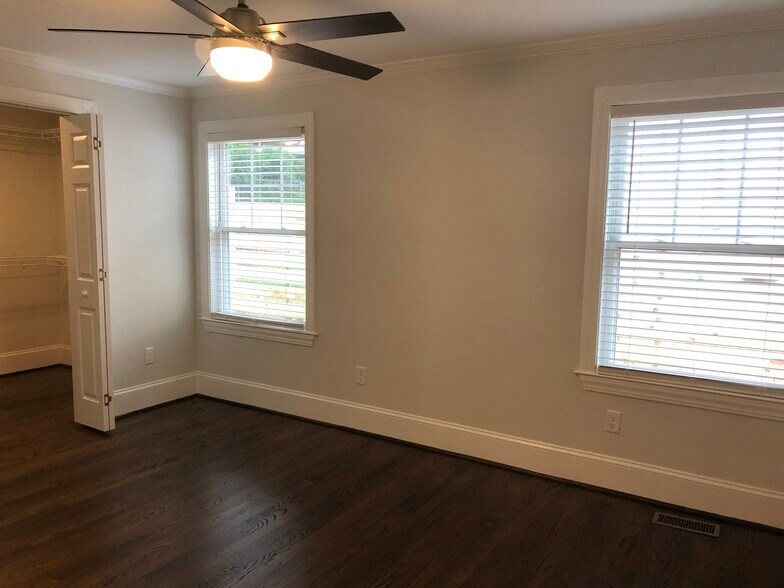 Building Photo - 22 Bridwell Ave