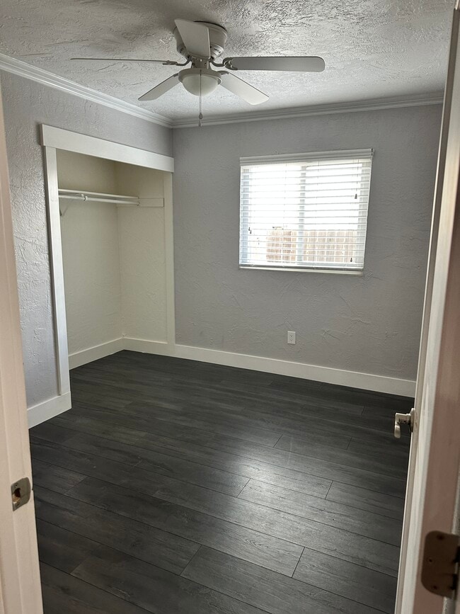 Bed 2 - 4864 Chablis Ct