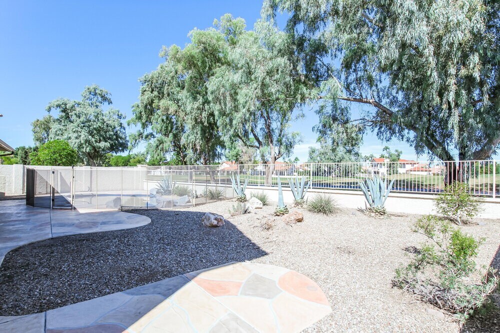 Building Photo - 7352 W Morrow Dr