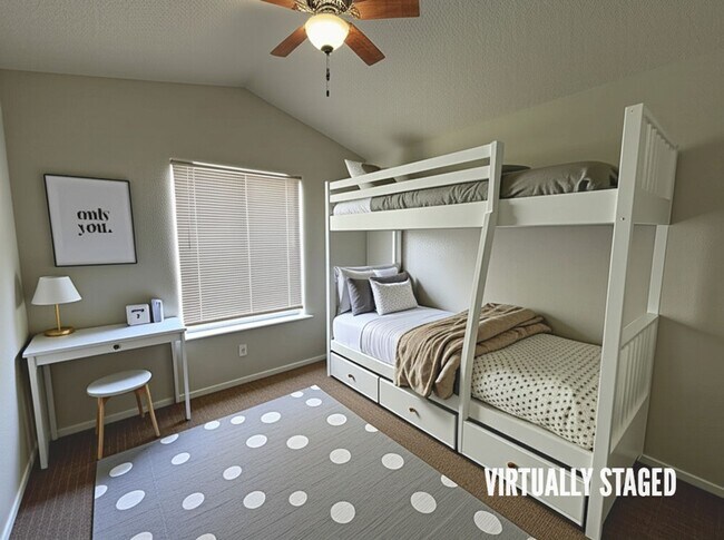 Building Photo - 2505 Windmill Dr