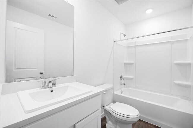 Building Photo - 23235 Teakwood Hills Dr