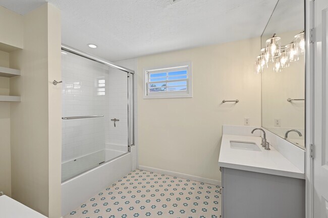 Building Photo - 3514 Corondo Ct