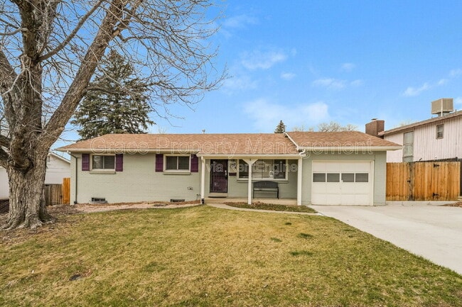 Building Photo - 2871 S Golden Way