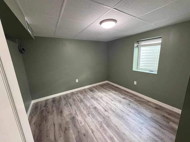 Building Photo - Spacious 4 Bedroom Home *Pet Friendly*