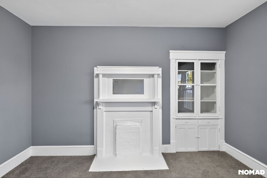 Building Photo - 512 Maple Ave