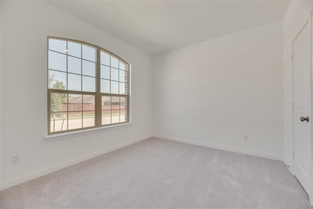 Building Photo - 1604 Adams Dr