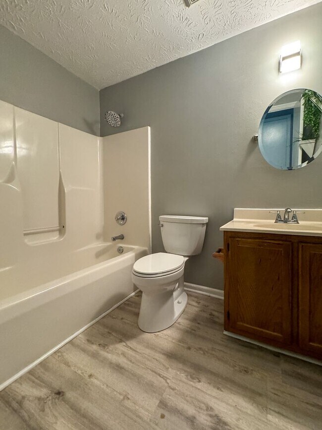Building Photo - 5599 Quietwood Pl