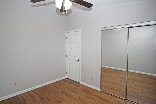 Building Photo - 4352 Cobblestone Knoll Dr