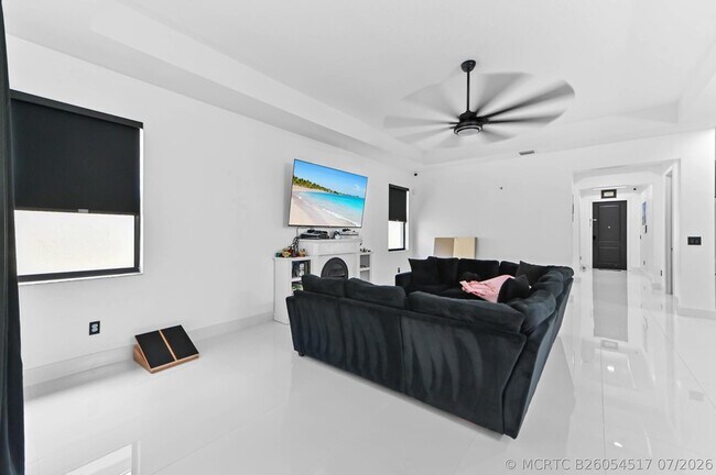 Building Photo - 7461 Moonrise Dr