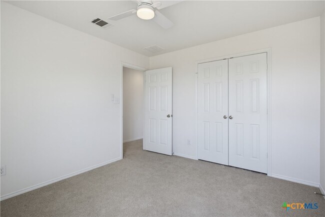 Building Photo - 161 Cushman Dr
