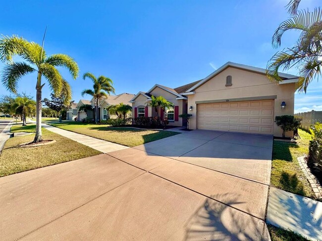 Building Photo - 610 15th Ave NW