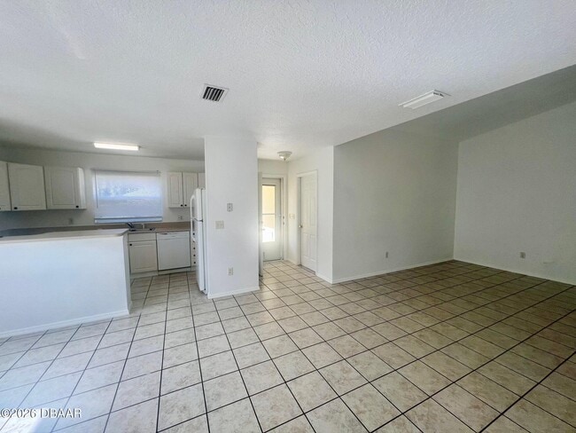 Building Photo - 122 Ullian Trail