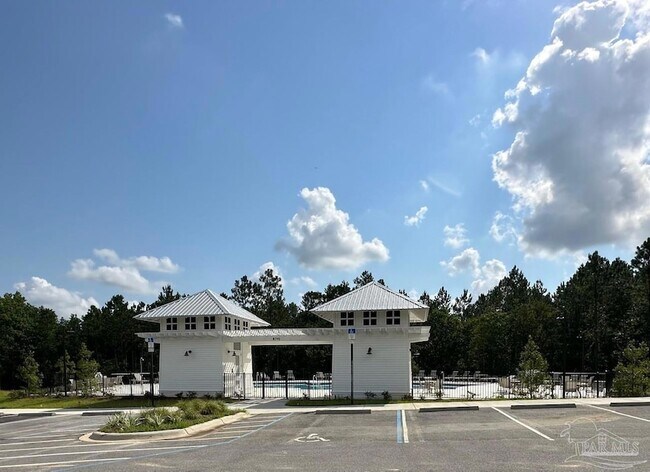 Building Photo - 8665 Pathstone Blvd