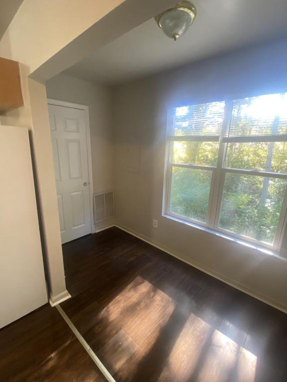 Building Photo - 314 Ardale Dr