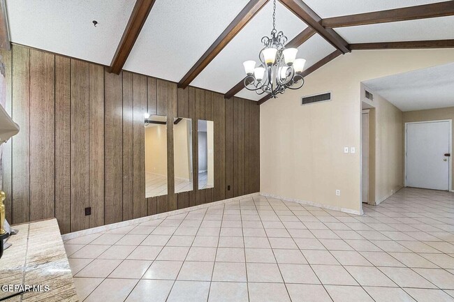 Building Photo - 220 Rio Tinto Dr