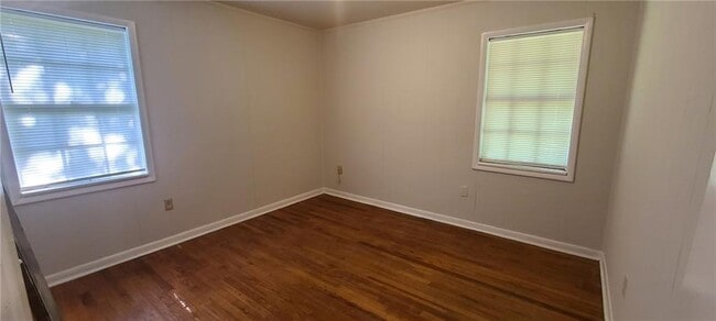 Building Photo - 415 E Banyan St